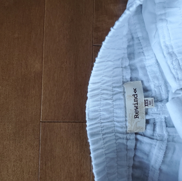 Rewind white shorts xxs - Picture 3 of 3